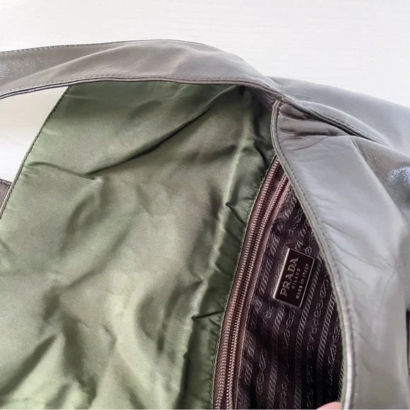❤️SOLD❤️Prada rare 90s brown nappa leather green Tessuto nylon shoulder bag - Picture 10 of 15